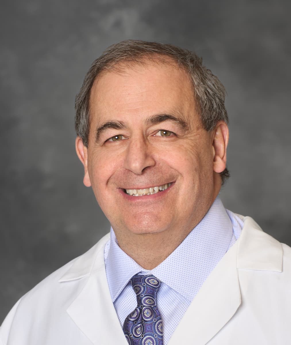 Portrait of Dr. Bruce Benderoff